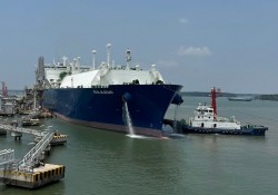 PV GAS nhập khẩu bổ sung 60.000 tấn LNG nhiên liệu từ Đông Nam Á