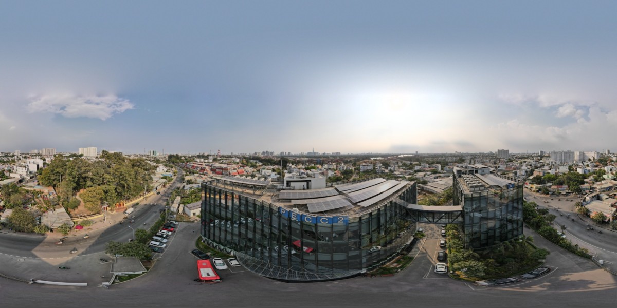 Áp lực cung ứng điện mùa nắng nóng và lời giải từ công trình xanh PECC2 Innovation Hub