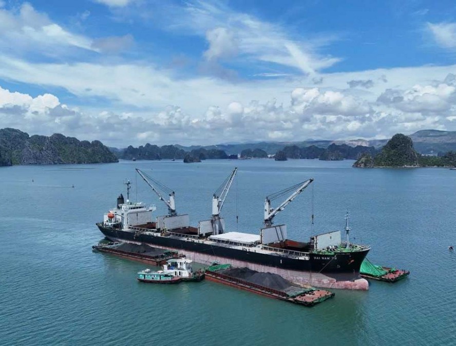 Kho vận và cảng Cẩm Phả - Hành trình 36 năm dựng xây, phát triển