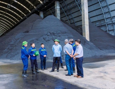 Chủ tịch HĐTV TKV kiểm tra sản xuất và làm việc với Công ty Kho vận Đá Bạc