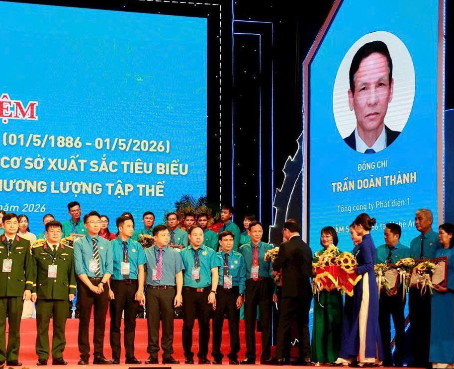 Tấm gương Chủ tịch Công đoàn xuất sắc tiêu biểu toàn quốc - Một hành trình giữ lửa niềm tin