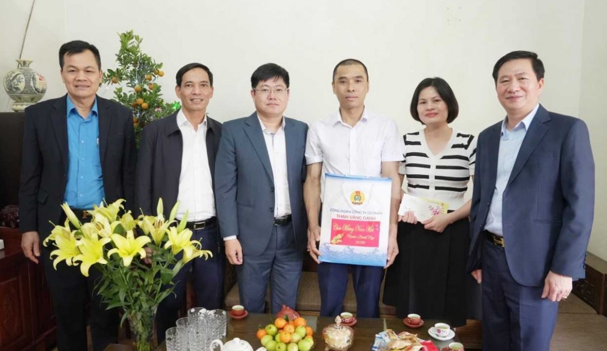 Công đoàn Than Vàng Danh giữ nhịp sản xuất, giữ trọn niềm tin người lao động Công đoàn Than Vàng Danh giữ nhịp sản xuất, giữ trọn niềm tin người lao động