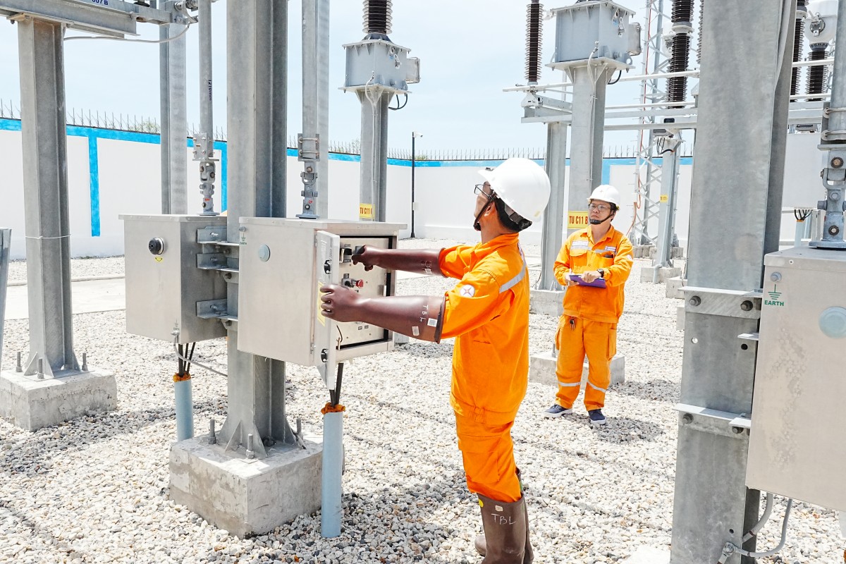 EVNSPC sơ kết công tác đầu tư xây dựng 4 tháng đầu năm và giao ban tháng 5/2026