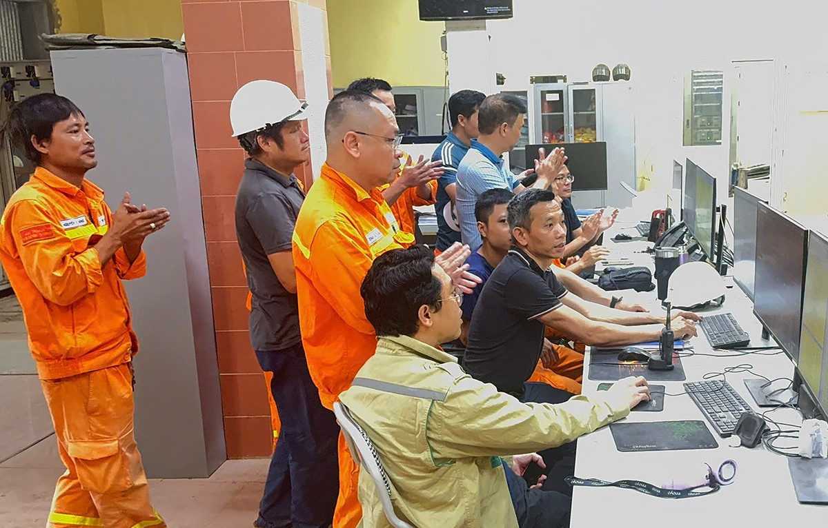 Đóng điện dự án nâng công suất Trạm biến áp 220kV Hà Đông Đóng điện dự án nâng công suất Trạm biến áp 220kV Hà Đông