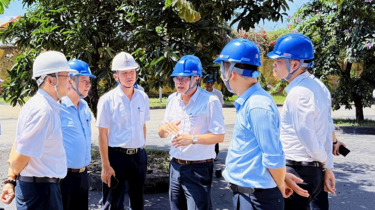 Bộ Công Thương kiểm tra vận hành, chuẩn bị nhiên liệu mùa khô tại Nhiệt điện Uông Bí Bộ Công Thương kiểm tra vận hành, chuẩn bị nhiên liệu mùa khô tại Nhiệt điện Uông Bí