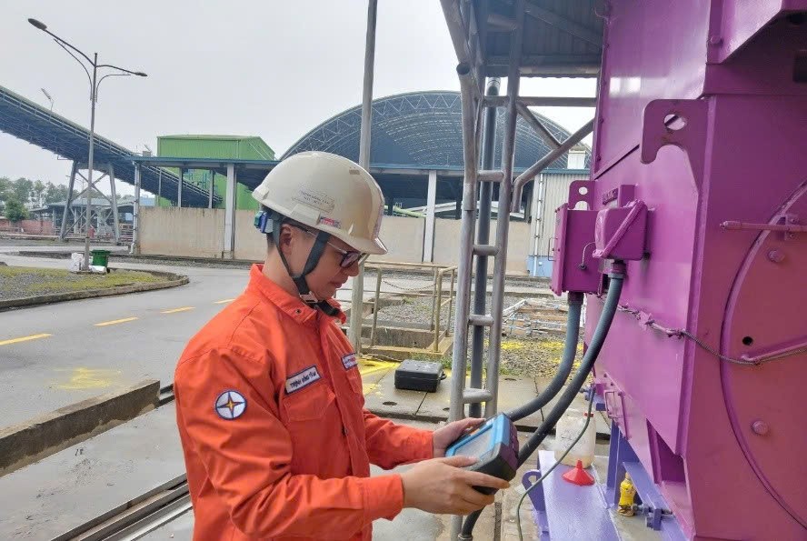 Công ty Nhiệt điện Nghi Sơn đẩy mạnh ứng dụng công nghệ trong sửa chữa, bảo dưỡng và bảo vệ môi trường Công ty Nhiệt điện Nghi Sơn đẩy mạnh ứng dụng công nghệ trong sửa chữa, bảo dưỡng và bảo vệ môi trường