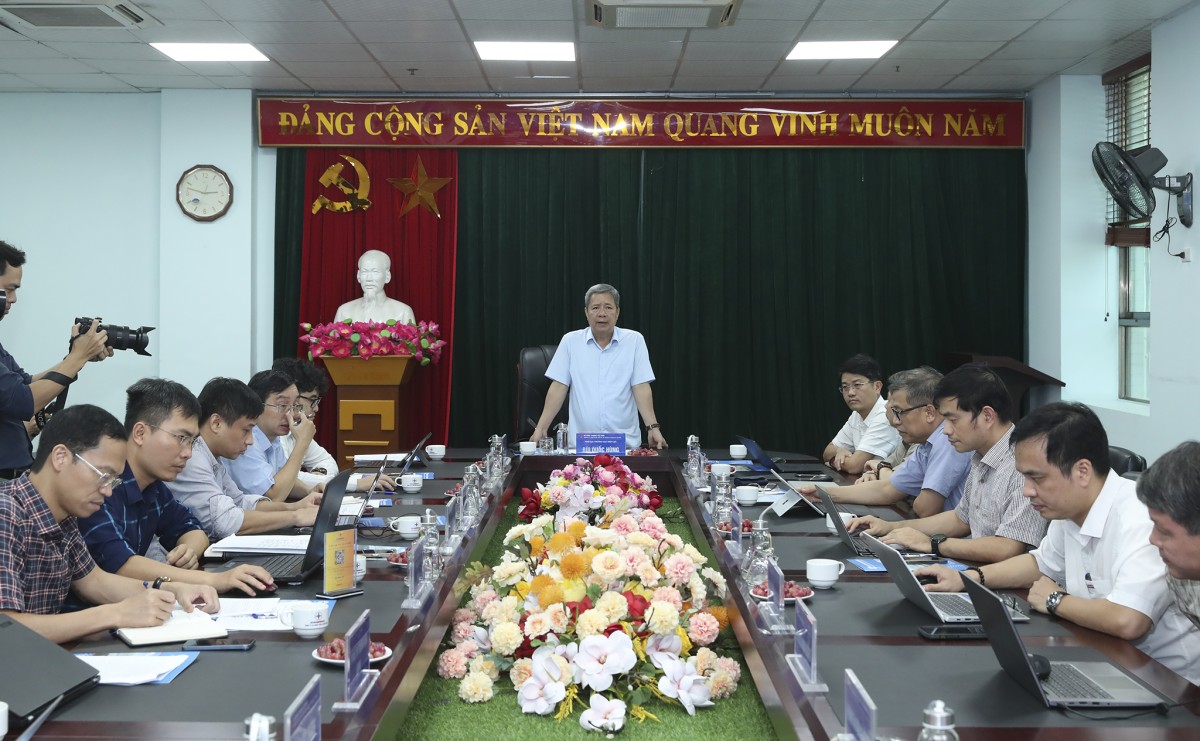 Bộ Công Thương kiểm tra tình hình cung ứng điện mùa khô tại Nhiệt điện Quảng Ninh Bộ Công Thương kiểm tra tình hình cung ứng điện mùa khô tại Nhiệt điện Quảng Ninh