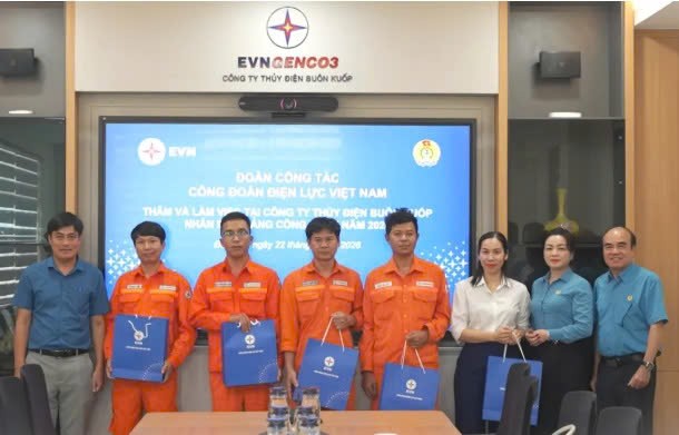 Tháng Công nhân nghĩa tình tại Công ty Thủy điện Buôn Kuốp Tháng Công nhân nghĩa tình tại Công ty Thủy điện Buôn Kuốp