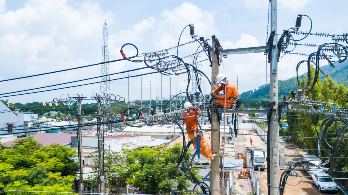 Công ty Điện lực Đồng Nai chủ động nhiều giải pháp bảo đảm cung ứng điện mùa khô 2026