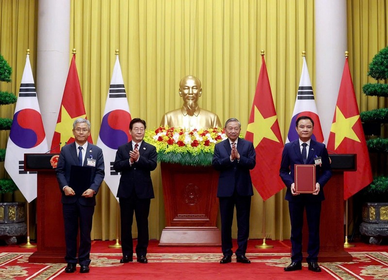 Hàn Quốc - Đối tác tin cậy trong việc xem xét hợp tác xây dựng nhà máy điện hạt nhân tại Việt Nam Hàn Quốc - Đối tác tin cậy trong việc xem xét hợp tác xây dựng nhà máy điện hạt nhân tại Việt Nam