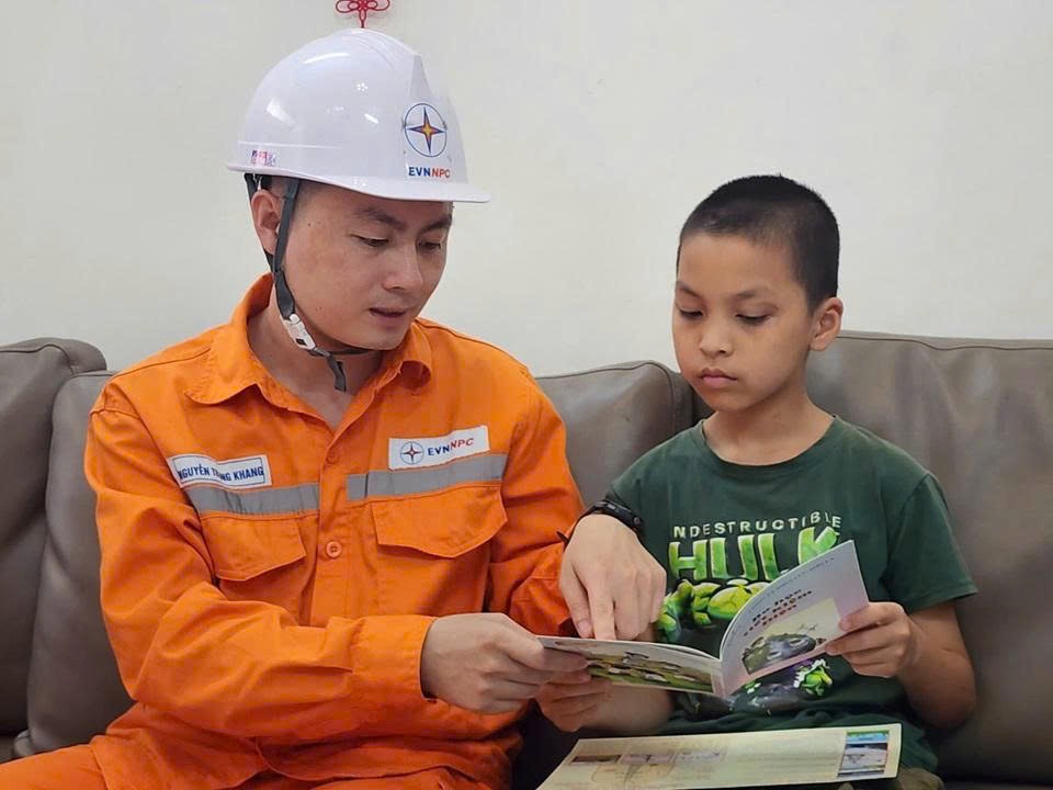 Công ty Điện lực Sơn La quyết liệt triển khai các giải pháp tiết kiệm điện trong nội bộ Công ty Điện lực Sơn La quyết liệt triển khai các giải pháp tiết kiệm điện trong nội bộ