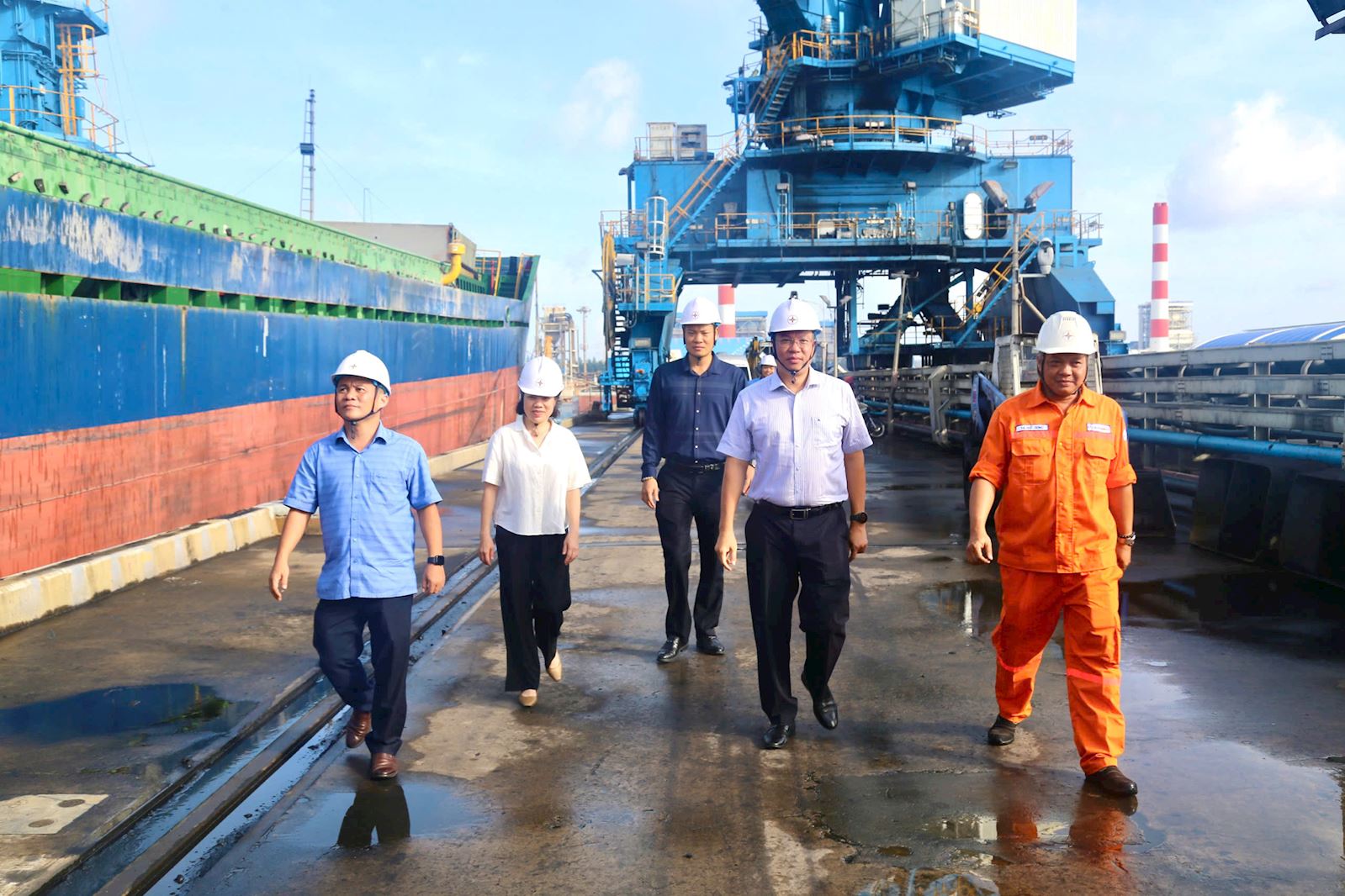 Tình hình sản xuất điện mùa khô 2026 của Công ty Nhiệt điện Duyên Hải Tình hình sản xuất điện mùa khô 2026 của Công ty Nhiệt điện Duyên Hải