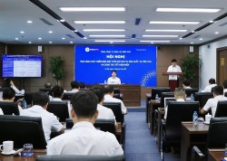 EVNNPC rà soát tình hình phát triển điện mặt trời mái nhà và tiết kiệm điện