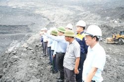 Lãnh đạo TKV kiểm tra sản xuất than lộ thiên và làm việc với Than Cao Sơn