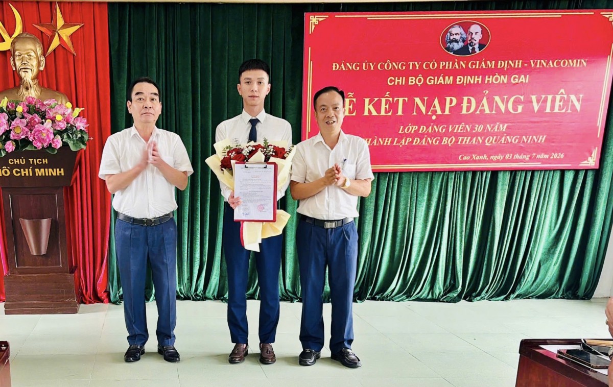Đảng bộ Quacontrol kết nạp ‘Lớp đảng viên 30 năm thành lập Đảng bộ Than Quảng Ninh’ Đảng bộ Quacontrol kết nạp ‘Lớp đảng viên 30 năm thành lập Đảng bộ Than Quảng Ninh’