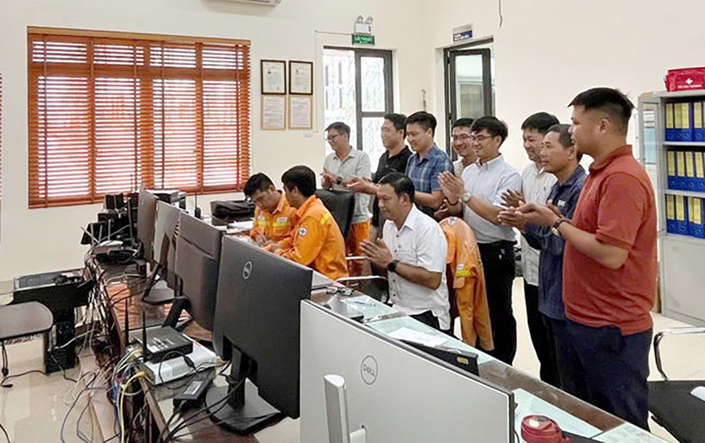 Đóng điện dự án nâng công suất Trạm biến áp 220kV Tuyên Quang Đóng điện dự án nâng công suất Trạm biến áp 220kV Tuyên Quang