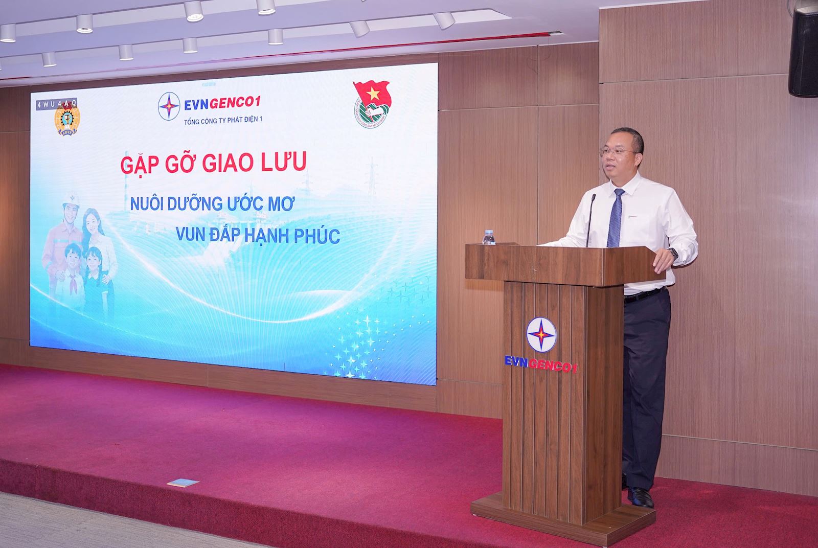 EVNGENCO1 vun đắp những ‘tổ ấm’ hạnh phúc, ươm mầm những tài năng tương lai EVNGENCO1 vun đắp những ‘tổ ấm’ hạnh phúc, ươm mầm những tài năng tương lai