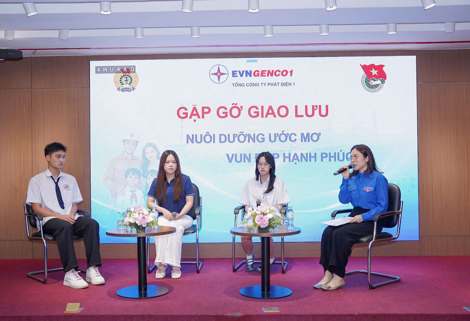 EVNGENCO1 vun đắp những ‘tổ ấm’ hạnh phúc, ươm mầm những tài năng tương lai EVNGENCO1 vun đắp những ‘tổ ấm’ hạnh phúc, ươm mầm những tài năng tương lai