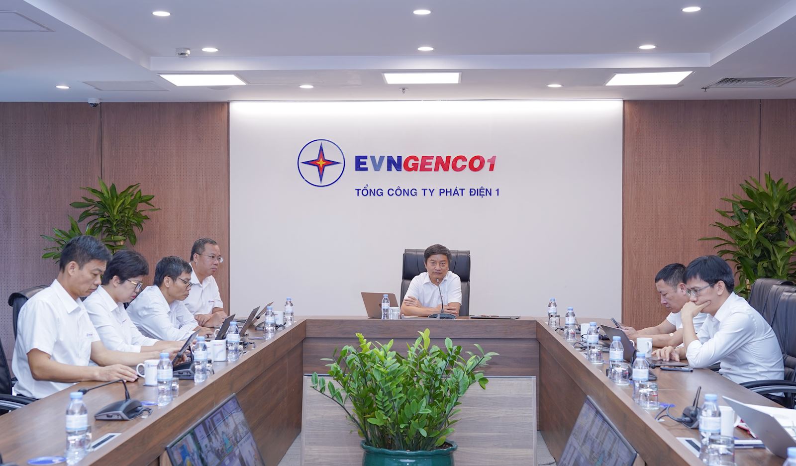 EVNGENCO1 đẩy mạnh phát triển khoa học công nghệ, đổi mới sáng tạo và chuyển đổi số EVNGENCO1 đẩy mạnh phát triển khoa học công nghệ, đổi mới sáng tạo và chuyển đổi số