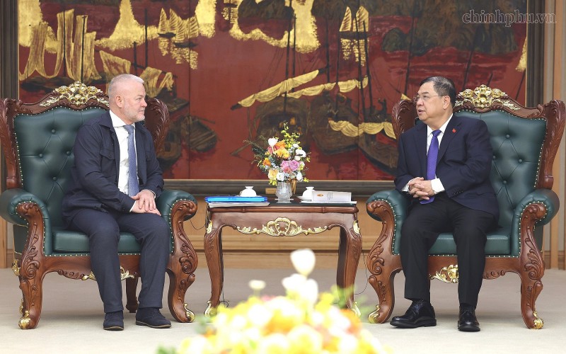 Phó Thủ tướng Thường trực Chính phủ tiếp Tập đoàn Năng lượng RusHydro (LB Nga) Phó Thủ tướng Thường trực Chính phủ tiếp Tập đoàn Năng lượng RusHydro (LB Nga)