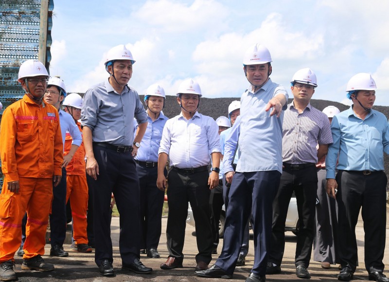 Chủ tịch TKV, EVN làm việc với Công ty Nhiệt điện Duyên Hải về phối hợp cung cấp nhiên liệu Chủ tịch TKV, EVN làm việc với Công ty Nhiệt điện Duyên Hải về phối hợp cung cấp nhiên liệu