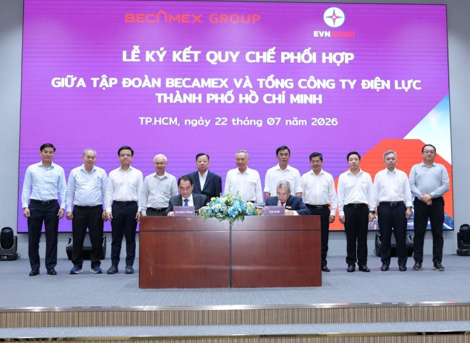 EVNHCMC và Becamex Group ký quy chế phối hợp trong vận hành, đầu tư phát triển lưới điện