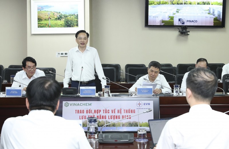 EVN và Vinachem bàn lộ trình hợp làm chủ công nghệ pin lưu trữ năng lượng (BESS)