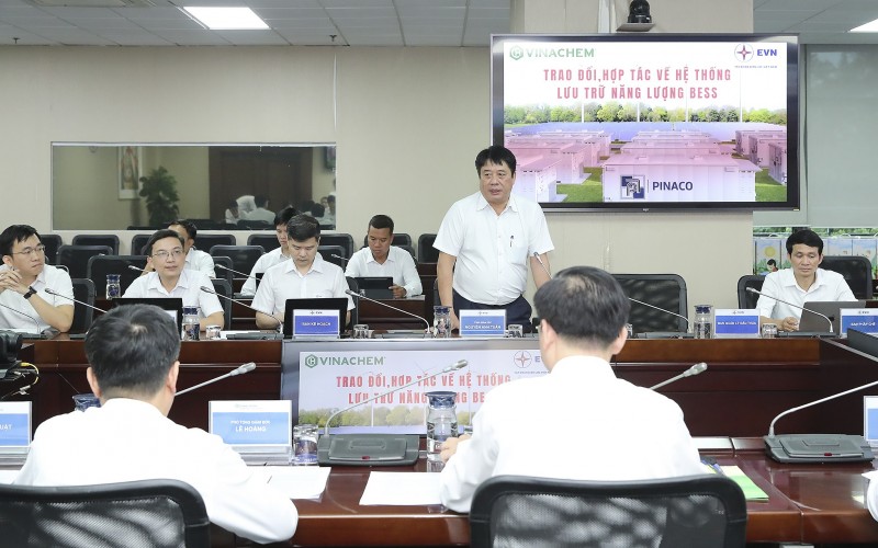 EVN và Vinachem bàn lộ trình hợp làm chủ công nghệ pin lưu trữ năng lượng (BESS)