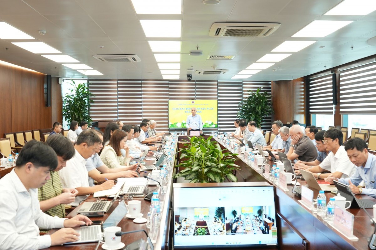 Hội nghị giao ban trực tuyến điều hành sản xuất của TKV tháng 8/2026 Hội nghị giao ban trực tuyến điều hành sản xuất của TKV tháng 8/2026