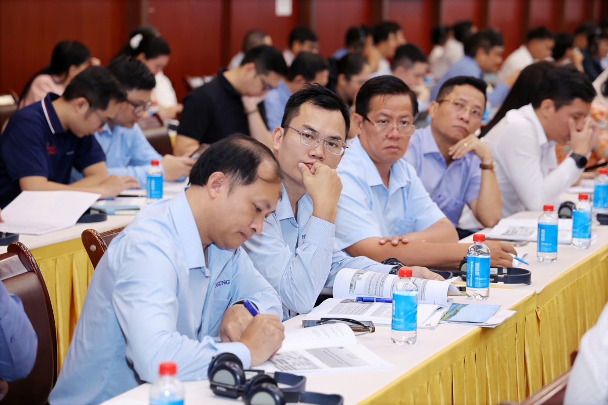 Diễn đàn Năng lượng sạch Việt Nam (lần thứ 6)