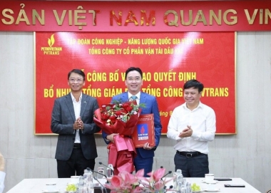 Trao quyết định bổ nhiệm Tổng giám đốc Tổng công ty Cổ phần Vận tải Dầu khí (PVTrans)