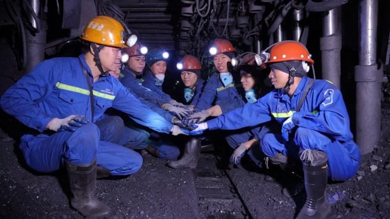 Công ty Than Thống Nhất - 66 năm tự hào truyền thống, vững bước tương lai Công ty Than Thống Nhất - 66 năm tự hào truyền thống, vững bước tương lai