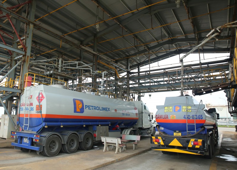 BSR xuất bán lô nhiên liệu Diesel sinh học B5 (DO B5) đầu tiên từ Nhà máy Lọc dầu Dung Quất BSR xuất bán lô nhiên liệu Diesel sinh học B5 (DO B5) đầu tiên từ Nhà máy Lọc dầu Dung Quất