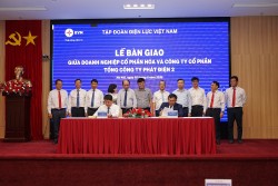 Lễ bàn giao giữa doanh nghiệp cổ phần hoá và Công ty cổ phần Tổng công ty Phát điện 2