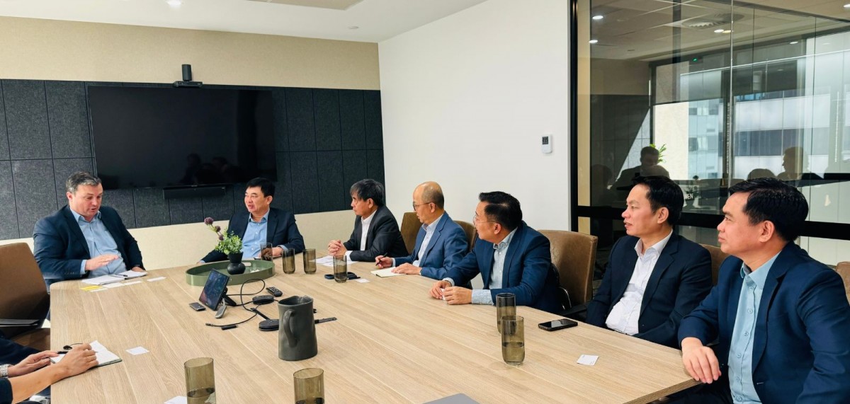 Chủ tịch Hội đồng thành viên TKV làm việc với các đối tác trong chuỗi cung ứng than tại Australia Chủ tịch Hội đồng thành viên TKV làm việc với các đối tác trong chuỗi cung ứng than tại Australia