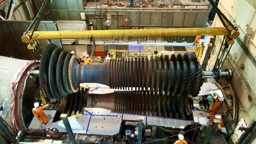 Tổng giám đốc EVNGENCO3 thăm hỏi người lao động thực hiện công trình đại tu tại Nhà máy điện Phú Mỹ 2.1