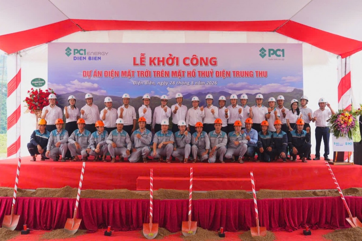 Khởi công dự án Điện mặt trời trên mặt hồ Thủy điện Trung Thu Khởi công dự án Điện mặt trời trên mặt hồ Thủy điện Trung Thu