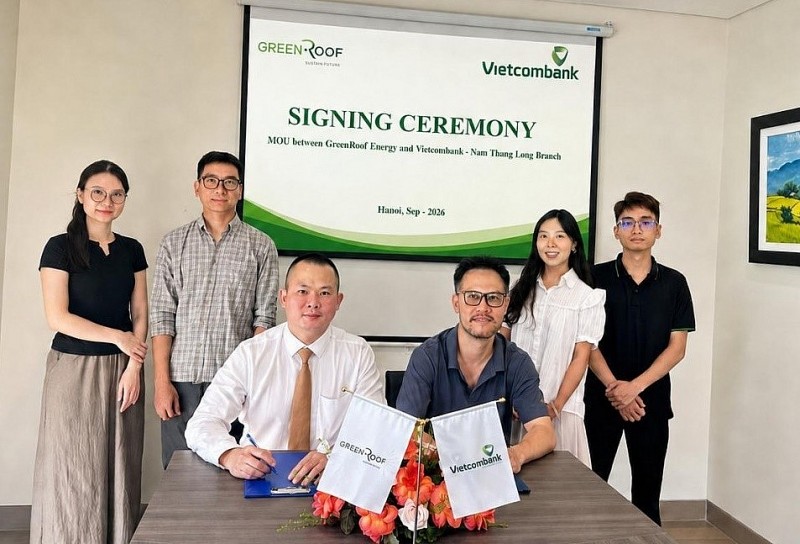 GreenRoof Energy và Vietcombank phối hợp thúc đẩy phát triển điện mặt trời và hệ thống lưu trữ năng lượng tại Việt Nam GreenRoof Energy và Vietcombank phối hợp thúc đẩy phát triển điện mặt trời và hệ thống lưu trữ năng lượng tại Việt Nam