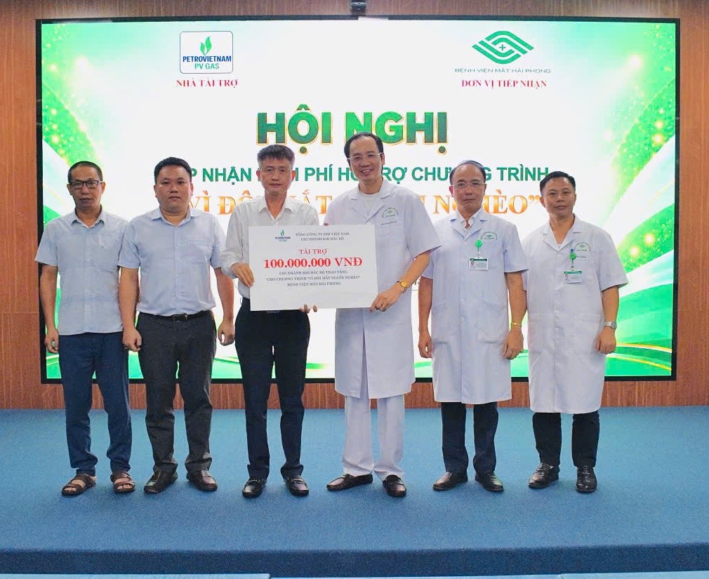PV GAS đồng hành cùng Chương trình ‘Vì đôi mắt người nghèo’ tại Hải Phòng