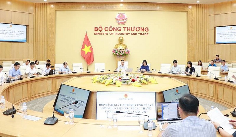 Đánh giá tình hình cung cầu và giá nhiên liệu sơ cấp các tháng còn lại năm 2026 và năm 2027 Đánh giá tình hình cung cầu và giá nhiên liệu sơ cấp các tháng còn lại năm 2026 và năm 2027