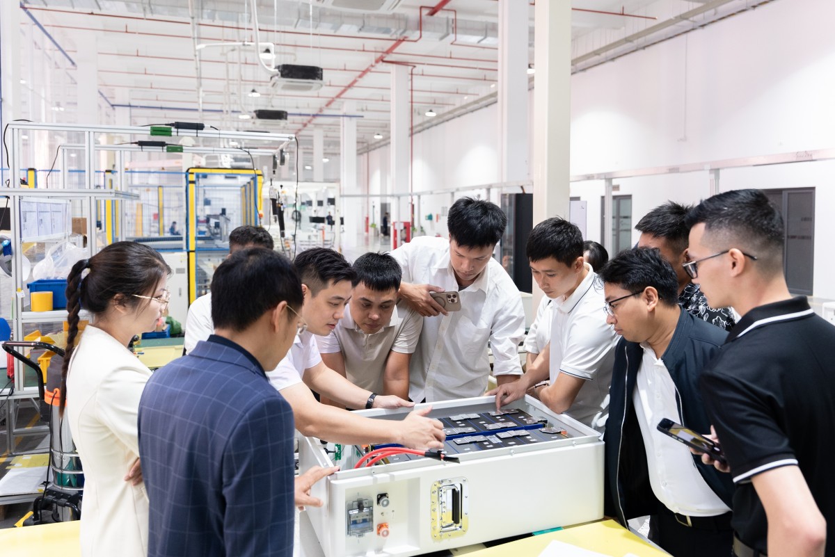 GG Power và Mai Sơn Solar ký hợp tác phân phối pin lưu trữ năng lượng (BESS) GG Power và Mai Sơn Solar ký hợp tác phân phối pin lưu trữ năng lượng (BESS)