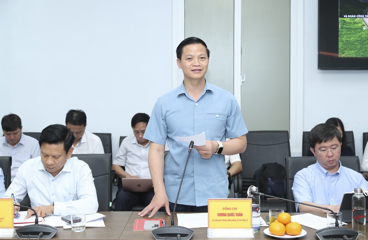 Bí thư Tỉnh ủy Quảng Trị Vương Quốc Tuấn kiểm tra tiến độ các dự án tại Trung tâm Điện lực Quảng Trạch