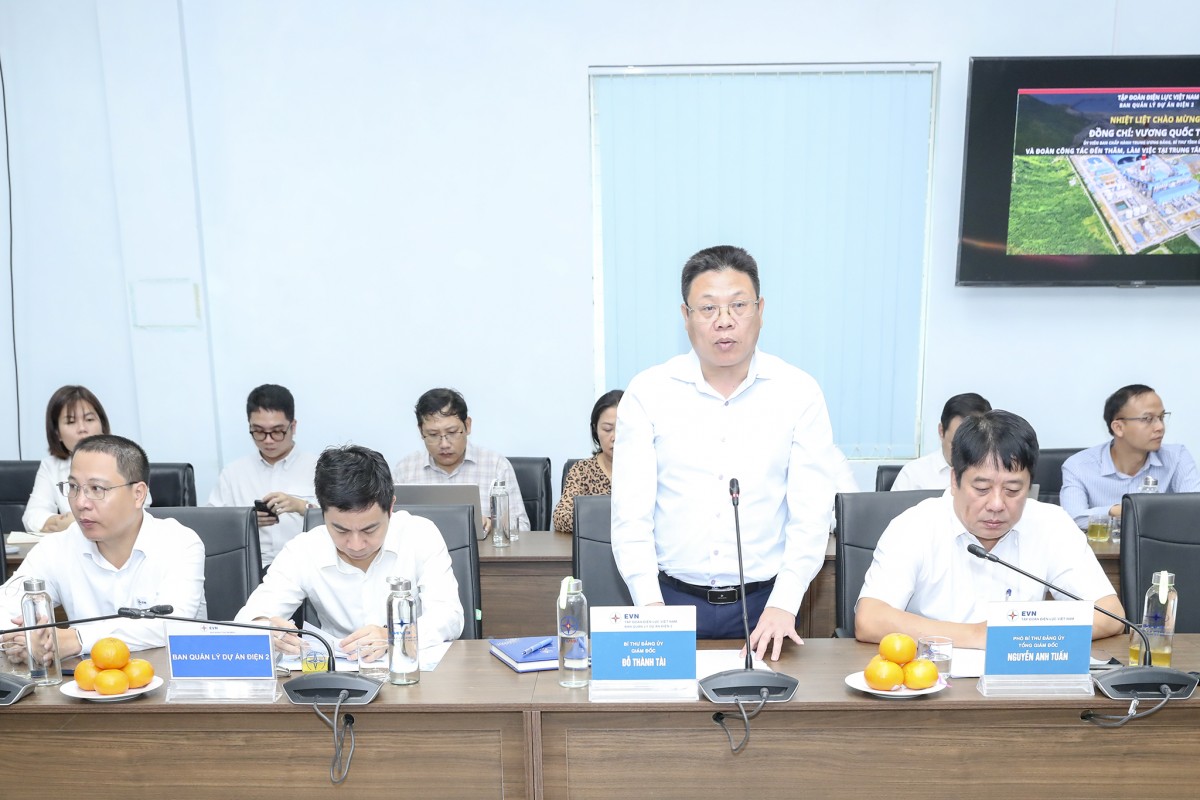 Bí thư Tỉnh ủy Quảng Trị Vương Quốc Tuấn kiểm tra tiến độ các dự án tại Trung tâm Điện lực Quảng Trạch