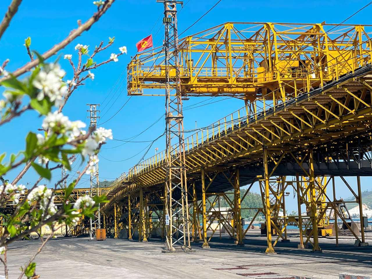 Công ty Tuyển than Cửa Ông - Tự hào cùng truyền thống 90 năm ‘Kỷ luật và Đồng tâm’