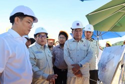 Lãnh đạo tỉnh Quảng Ngãi kiểm tra thực địa dự án nâng cấp, mở rộng  Nhà máy Lọc dầu Dung Quất