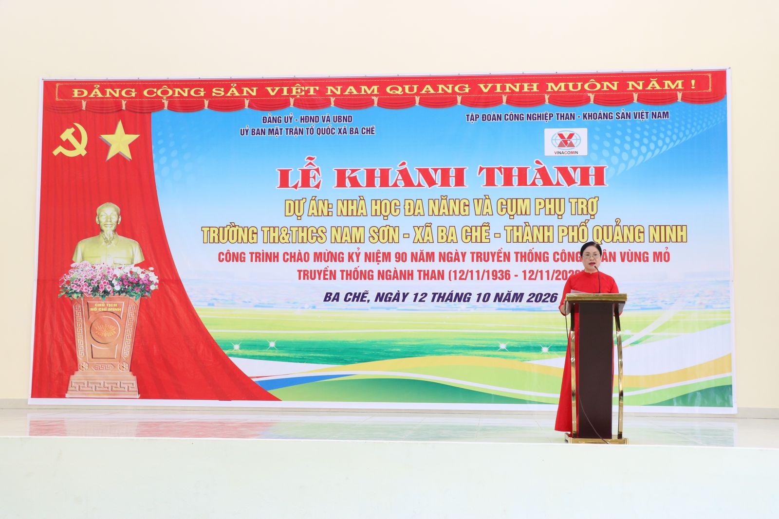 Khánh thành Nhà học đa năng và cụm phụ trợ Trường Trung học và Trung học cơ sở Nam Sơn (Quảng Ninh) do TKV tài trợ Khánh thành Nhà học đa năng và cụm phụ trợ Trường Trung học và Trung học cơ sở Nam Sơn (Quảng Ninh) do TKV tài trợ