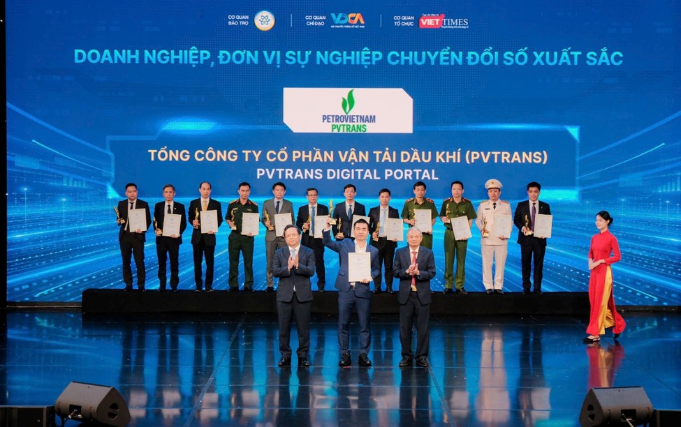 PVTrans được vinh danh “Doanh nghiệp chuyển đổi số xuất sắc” tại Vietnam Digital Awards 2026