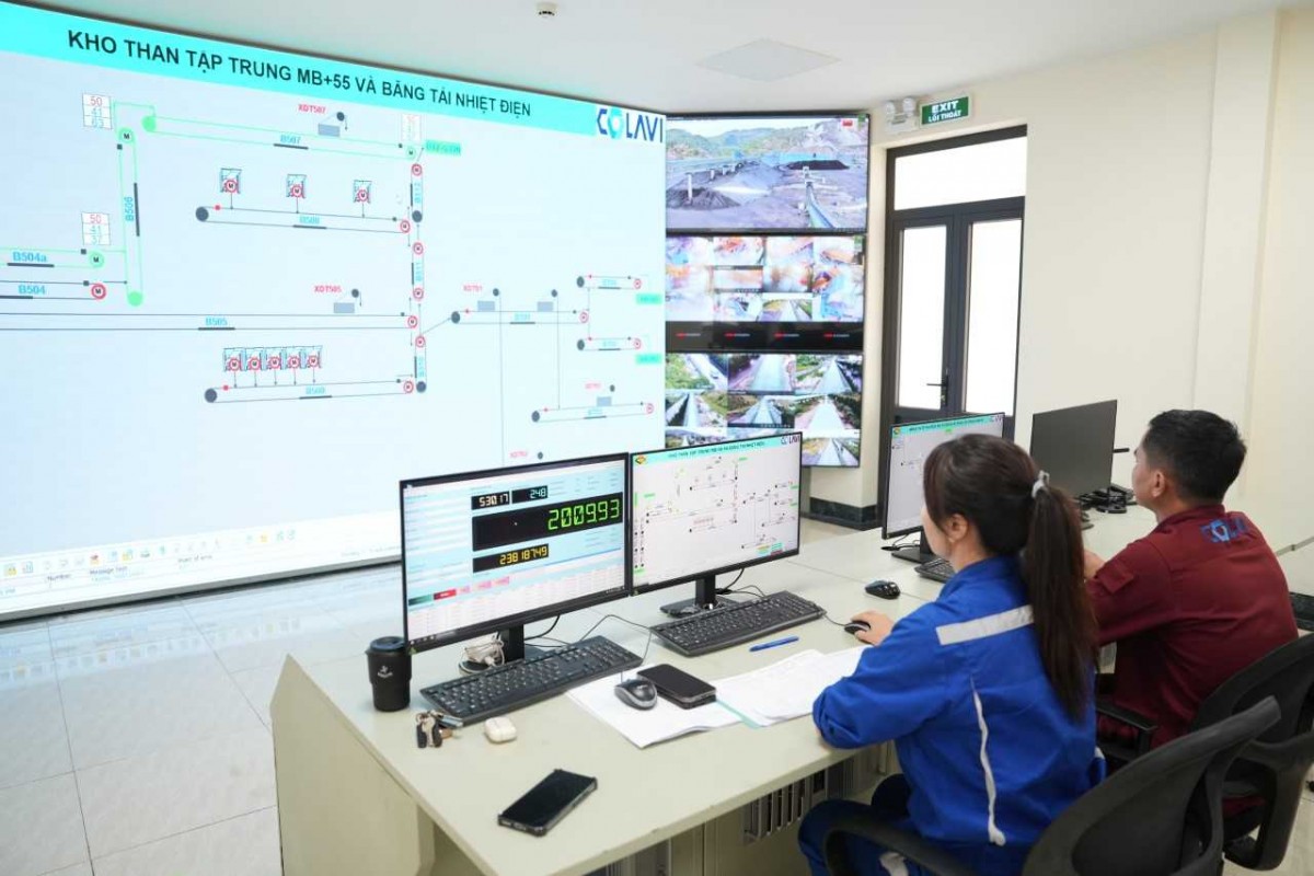 TKV đẩy mạnh chuyển đổi số trong quản lý và sản xuất, hướng đến doanh nghiệp số vào năm 2030 TKV đẩy mạnh chuyển đổi số trong quản lý và sản xuất, hướng đến doanh nghiệp số vào năm 2030