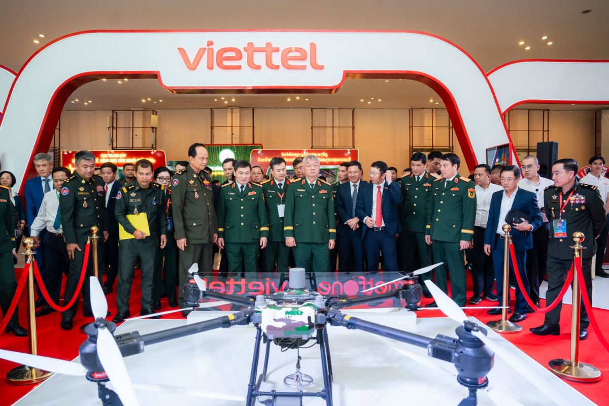 Viettel trình diễn hệ sinh thái công nghệ tại VIDEX CAMBODIA 2026 Viettel trình diễn hệ sinh thái công nghệ tại VIDEX CAMBODIA 2026