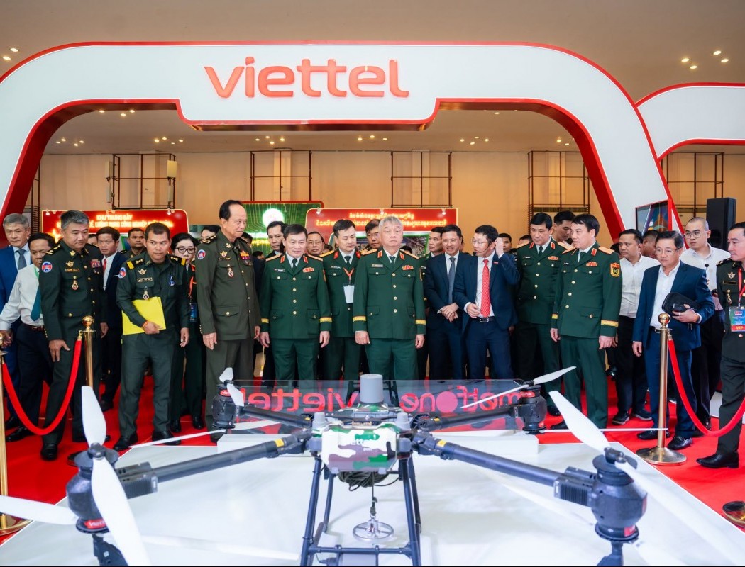 Viettel trình diễn hệ sinh thái công nghệ tại VIDEX CAMBODIA 2026